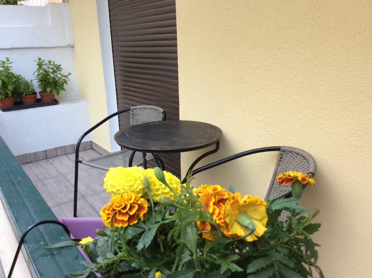 Renovated Apartment Athens Exterior photo